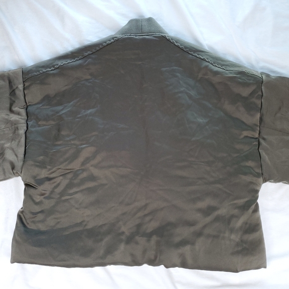 BLANKNYC Oversized Satin Puffer Open Secret Jacket - Picture 15 of 16